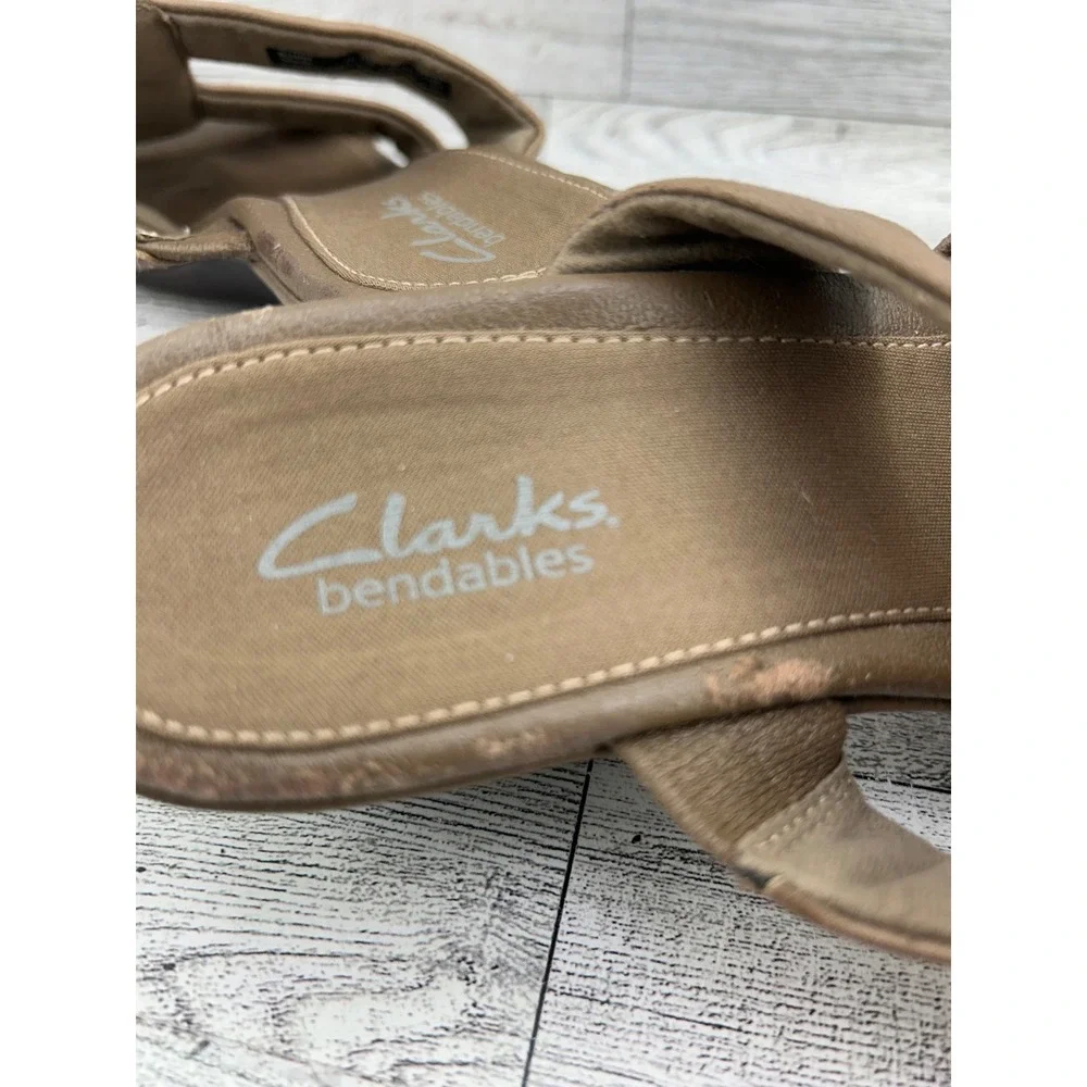 Clarks Bendables Women Size‎ 7M Brown Leather Pleated Wedge Slide Sandals 81069